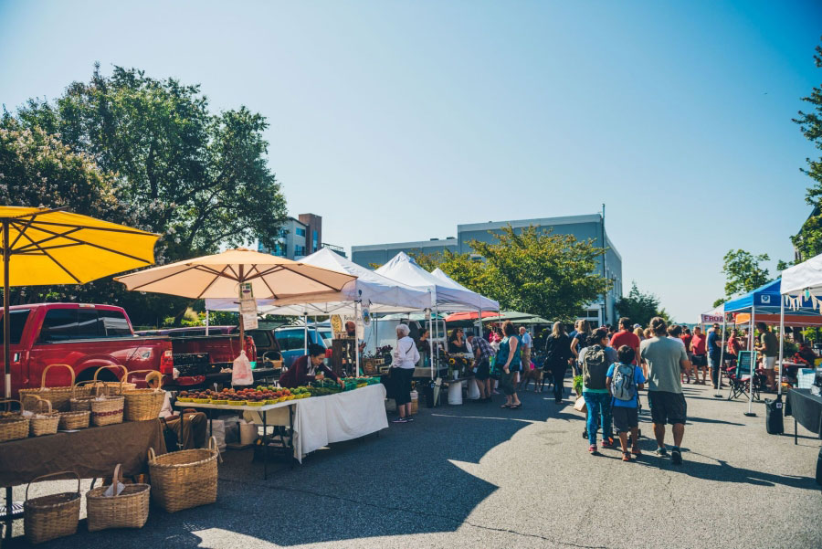 Fayetteville-Farmers-Market-Downtown-Square
