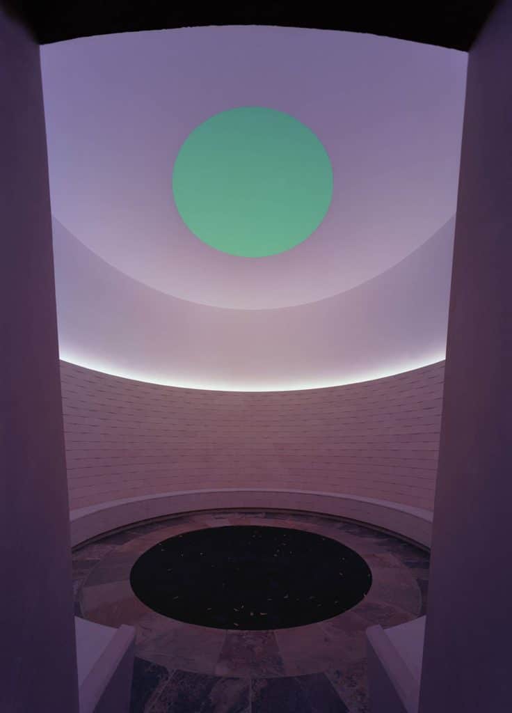 RS1282_2009_25-Turrell-interior3-hpr-scaled